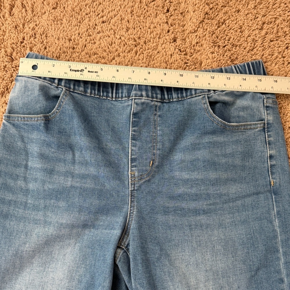 Large (fits 12 /14) pull on elastic waist wide leg cropped jeans medium wash - Picture 12 of 17